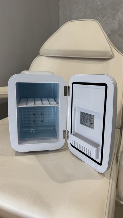 Lodówka do przechowywania kosmetyków