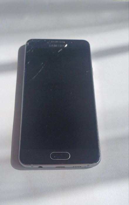 Smartfon Samsung A5 2016