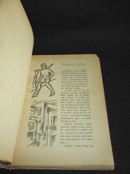 Livro História da Pintura e dos Pintores Contada às Crianças