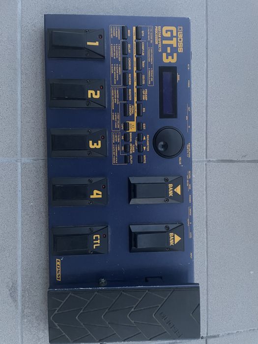 multiefekt/procesor Boss GT-3