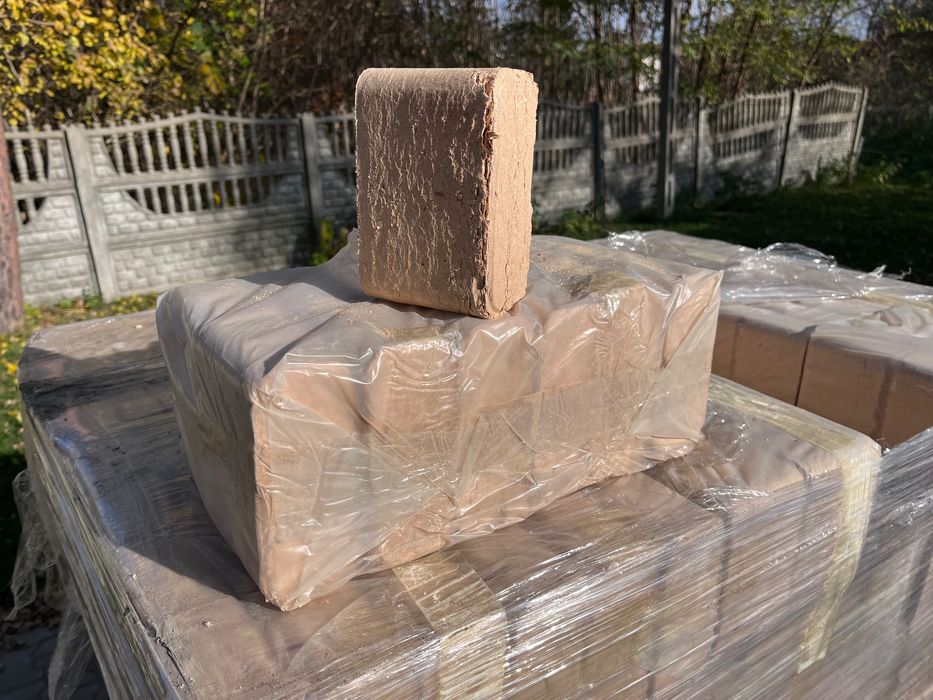 Brykiet drzewny kostka RUF, PINIKAY, dębowy, bukowy, lisciasty,