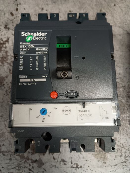 Автоматичний вимикач Shnider