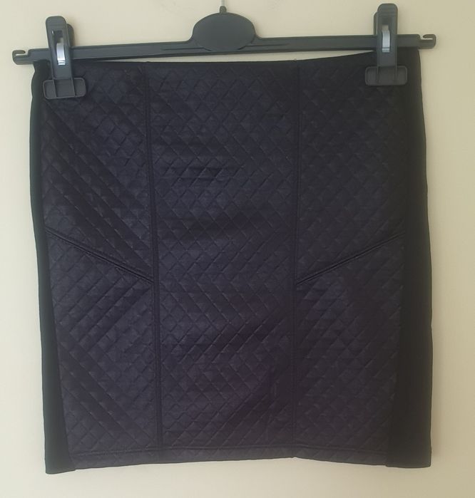 Spódnica Spódniczka czarna pikowana mini eko skóra  zamek S/M 36/38