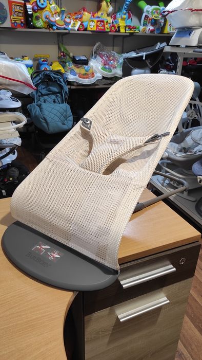 4Moms Mamaroo укачивающий центр мамару