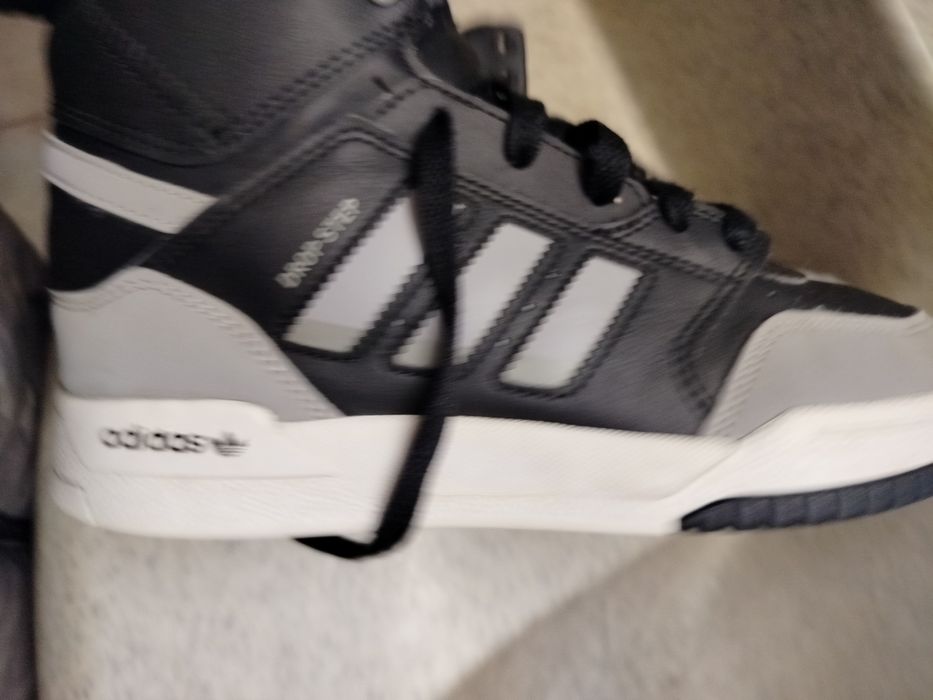 Buty adidas w dobrym stanie