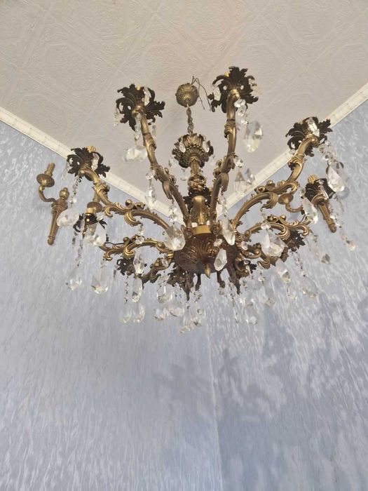 Продам бронзовую люстру, б,у