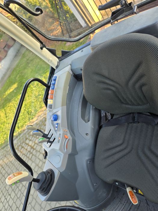 Ciągnik sadowniczy Mccormick X4.50 F 4x4 power shift landini rex