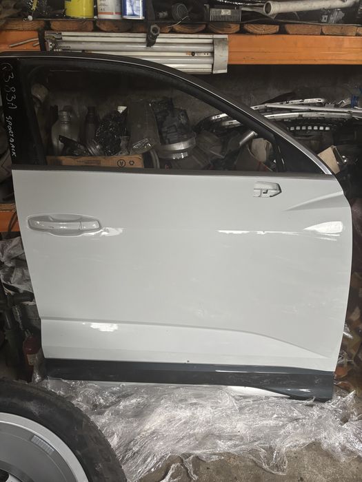 Двері audi q3 83A sportback (Ауді кю3 ) двері