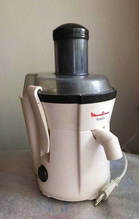 Соковыжималка MOULINEX Frutelia JU350