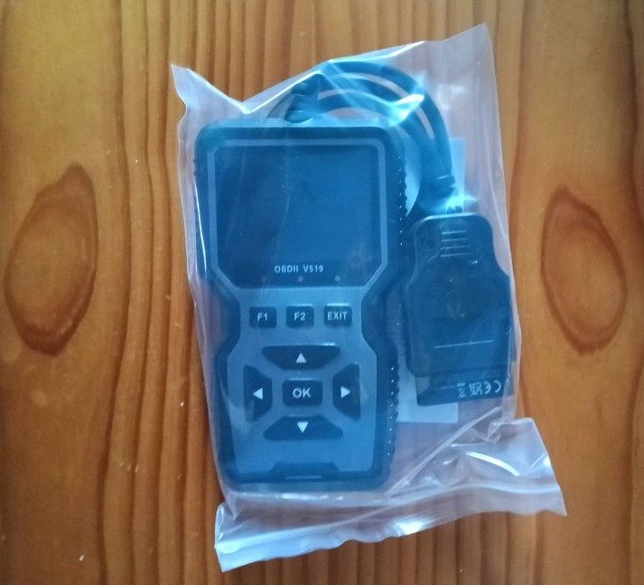 Scanner diagnóstico auto universal. Novo