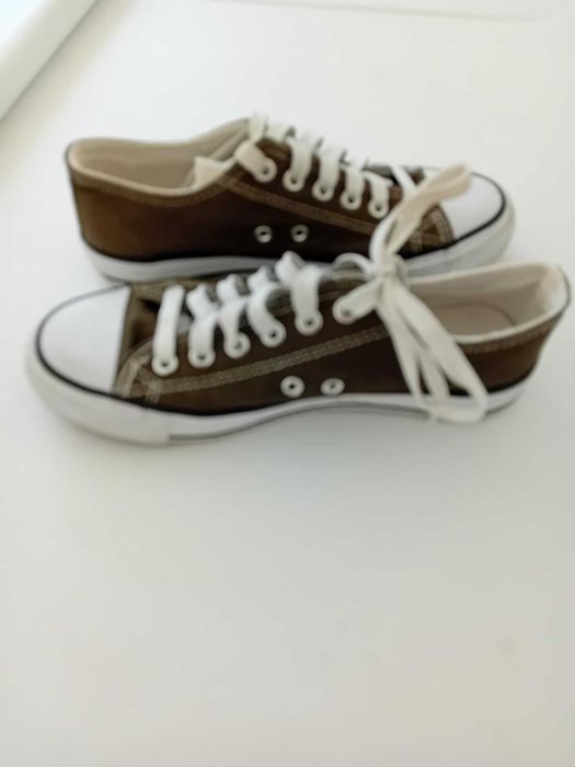 Ténis/Sapatilhas - tamanho 37