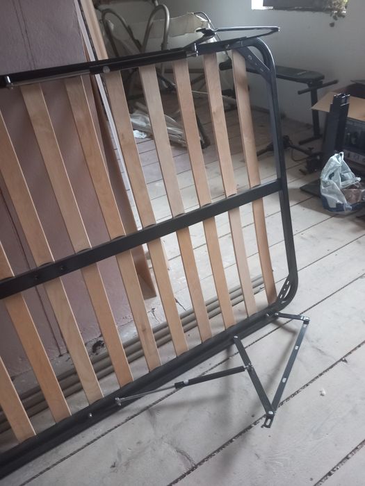 Stelaż metalowy do łużka