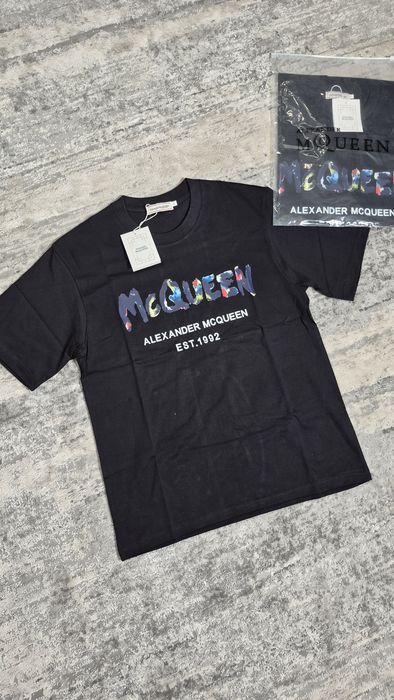 Футболка Mcqueen Черная  Alexander Mcqueen Худи | Футболка Alexander Mcqueen I Mcqueen I Футболка черная Gucci Dior Balenciaga Александр Маквин Маквин