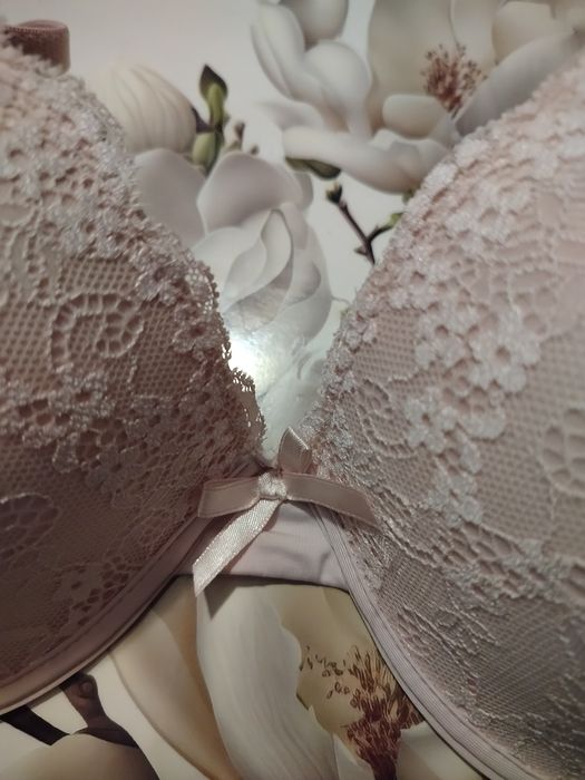 Stanik biustonosz 80 C