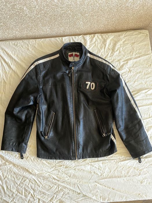 Шкіряна вінтажна байкерська куртка