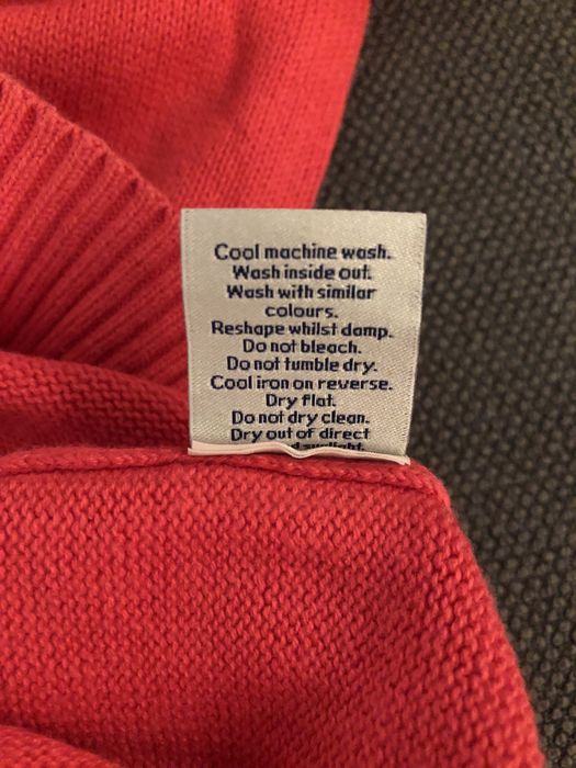 Pullover com decote em bico, manga comprida