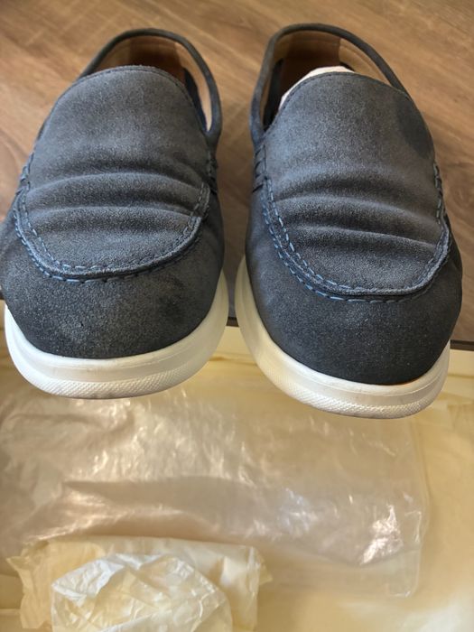 Лофери в синьому кольрі