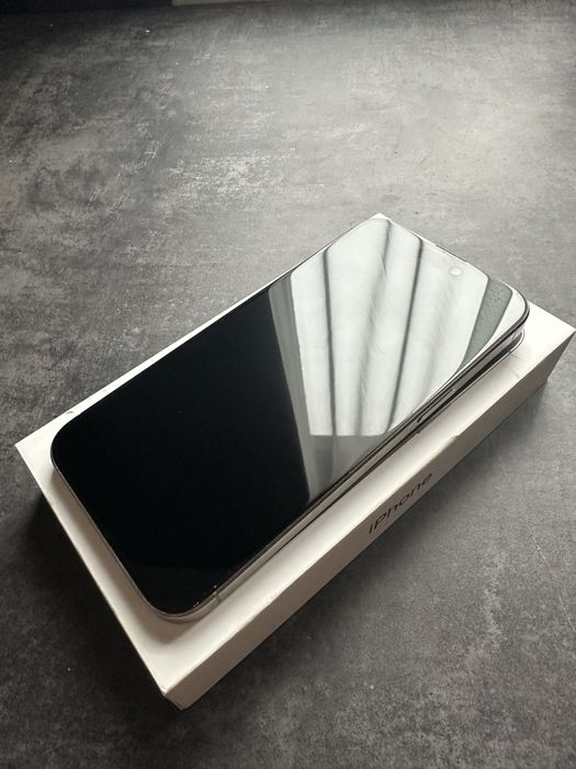 Iphone 15 Pro Max 256gb natural titanium