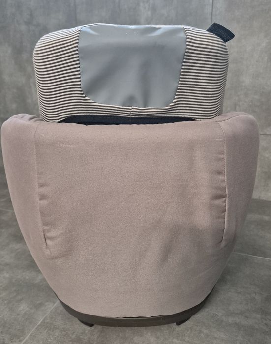 Fotelik samochodowy Maxi Cosi 2way Pearl + baza Maxi Cosi