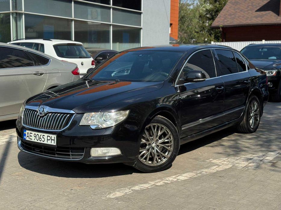 Skoda Superb 2009р 2,0 Дизель! Автомат! Обмін! Розстрочка!