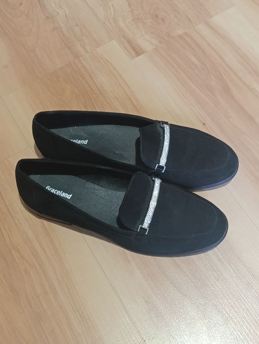 Взуття жіноче ,стан відмінний