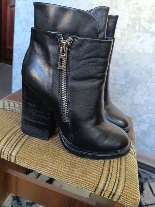 Демісезонні чобітки