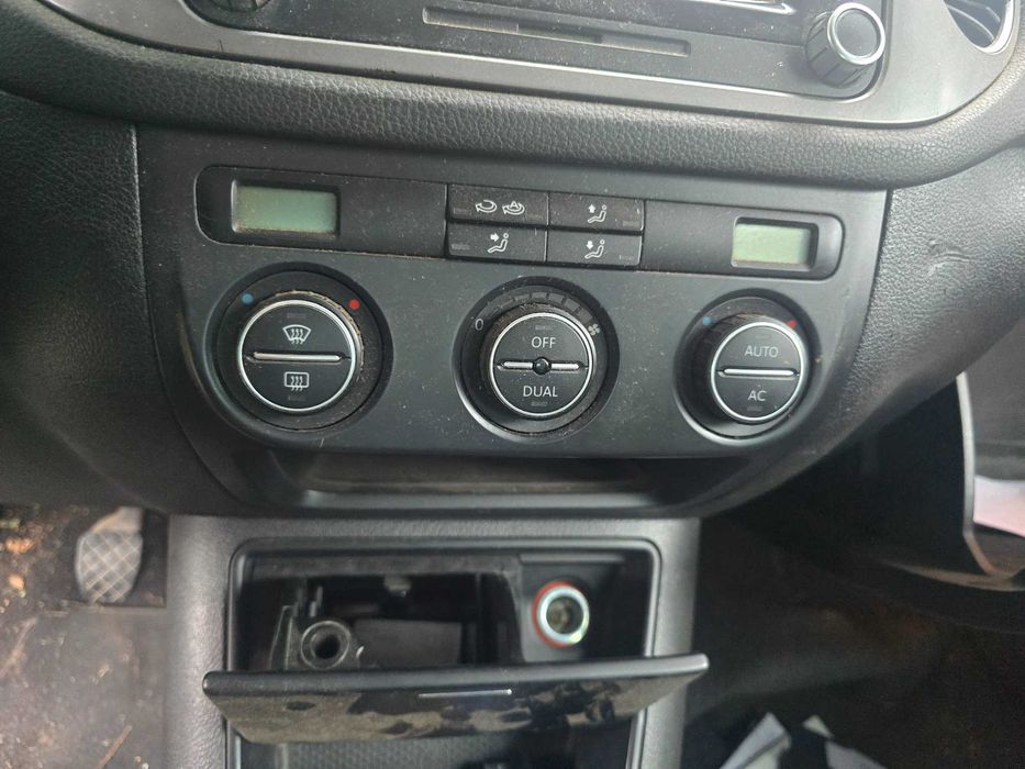 Fotele kanapy wnętrze VW Tiguan I Europa 07-11