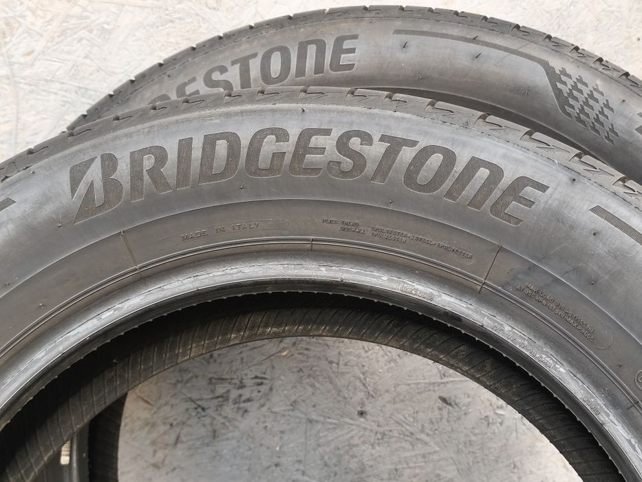 215/60R17 96H Bridgestone Turanza T005