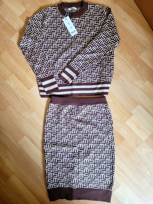 Elegancki komplet 2-częściowy damski s/m nowy modny spódnica+bluzka