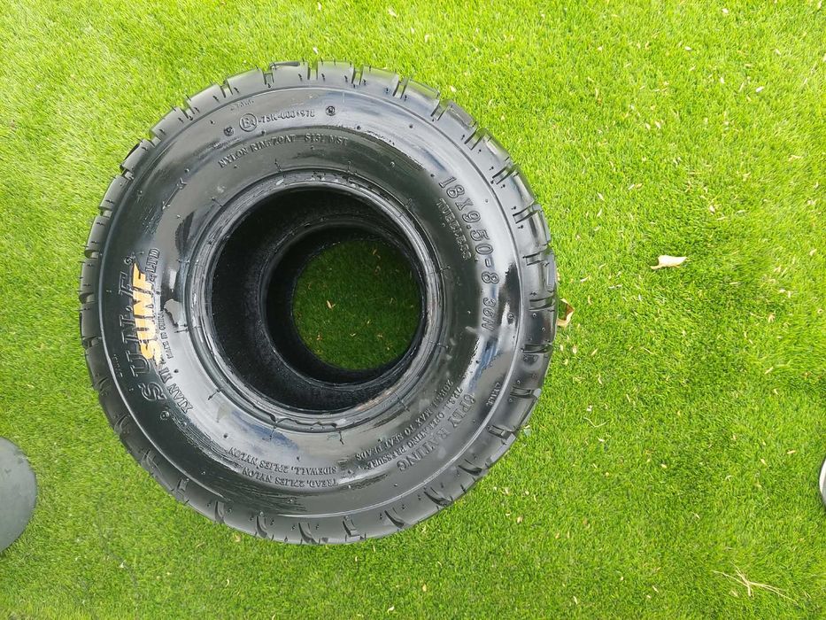 Pneus de estrada moto 4 superquad 18-9.5/8 Novos