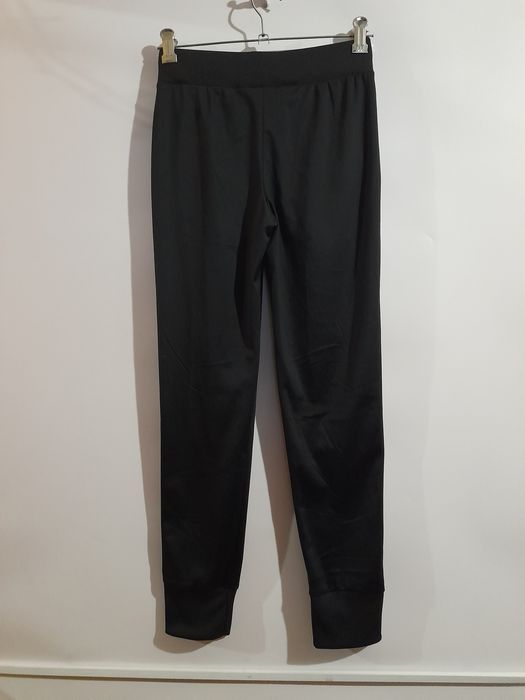 Оригінальні жіночі спортивні штани з кишенями Reebok