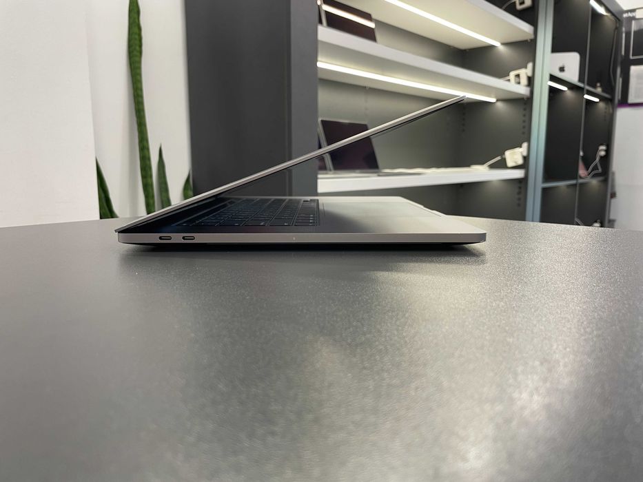 Ноутбук MacBook Pro 16” 2019 i7/16/512 ГАРАНТІЯ 101699