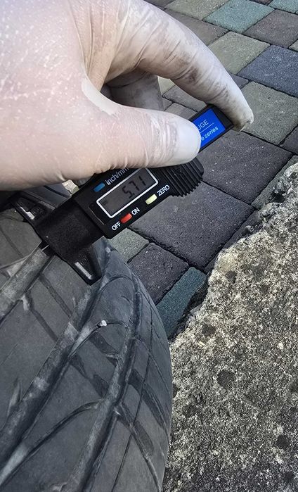 Шини Bridgestone Dueler HP Sport 235/45 R19 RunFlat, виготовл. в 2022р