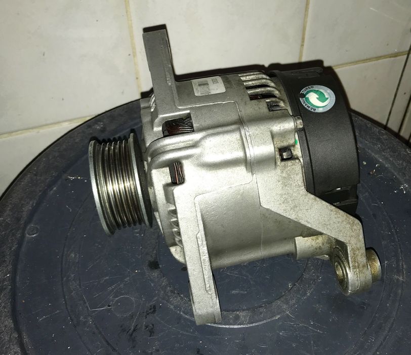 Alternador para Fiat Punto MK1 - 176 Diesel.