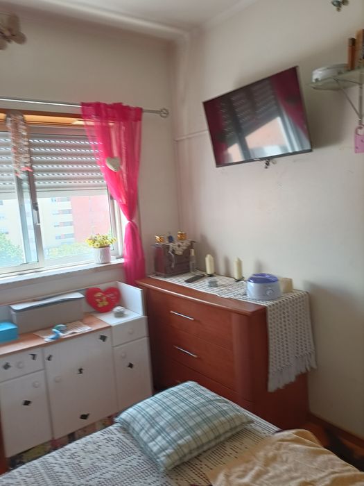 Arrendo T2 Monte da Caparica próximo de Lisboa praias e  Univerdidade