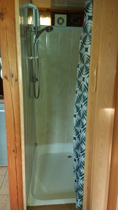 Domek nad Rzeką Wisłą w Ustroniu z Balią Ogrodową ( Jakuzi)[ Kominek ]