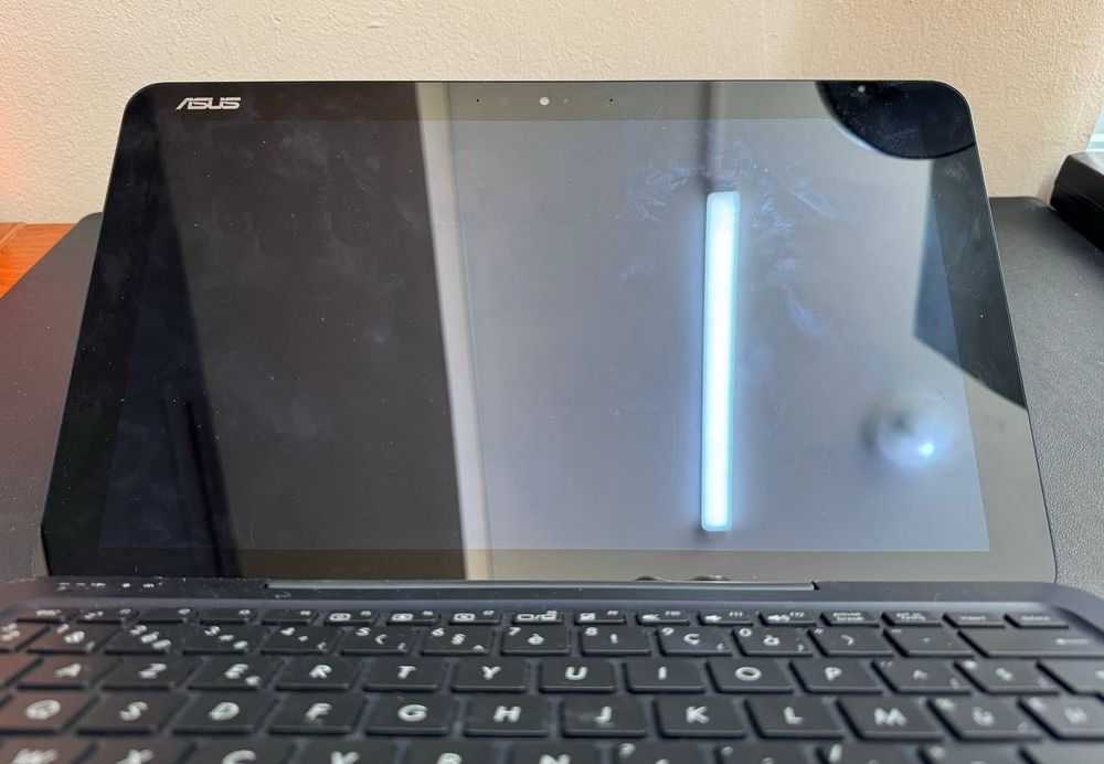 Ноутбук ASUS Transformer Book T300 Chi (Читайте описание)