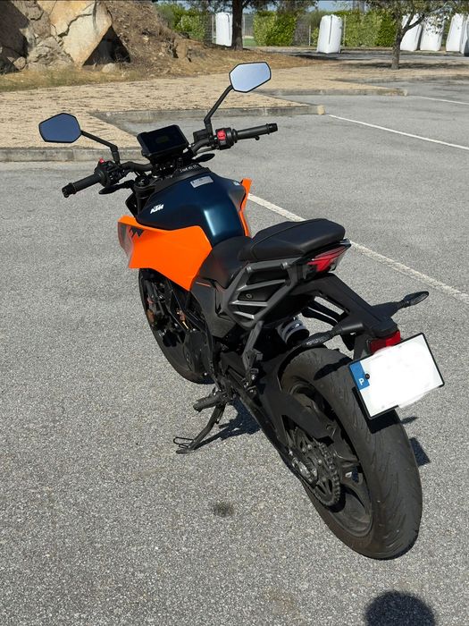 KTM 125 Duke (2025) – Apenas 2.500 km – Como Nova