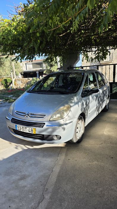 Citroën Xsara Picasso 1.6 HDi (2006) – Mecânica Excelente (Avarias de Pintura) foto 2