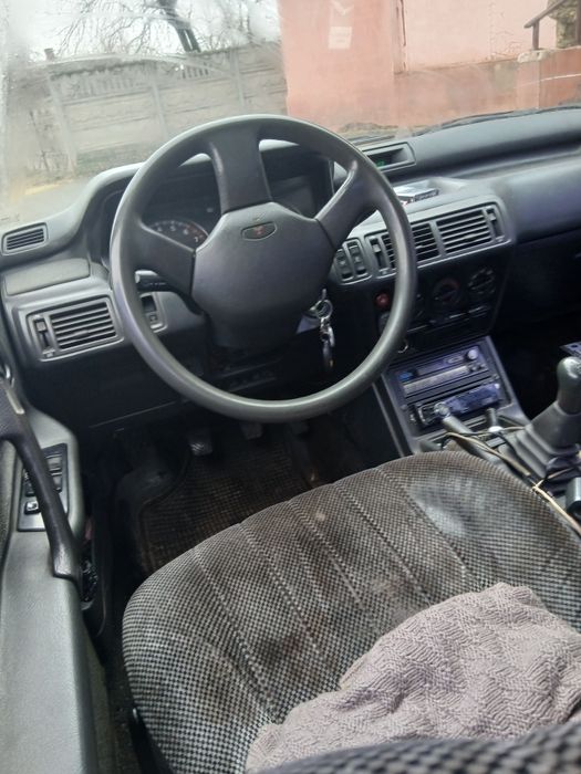 Автомобиль митсубиси галант