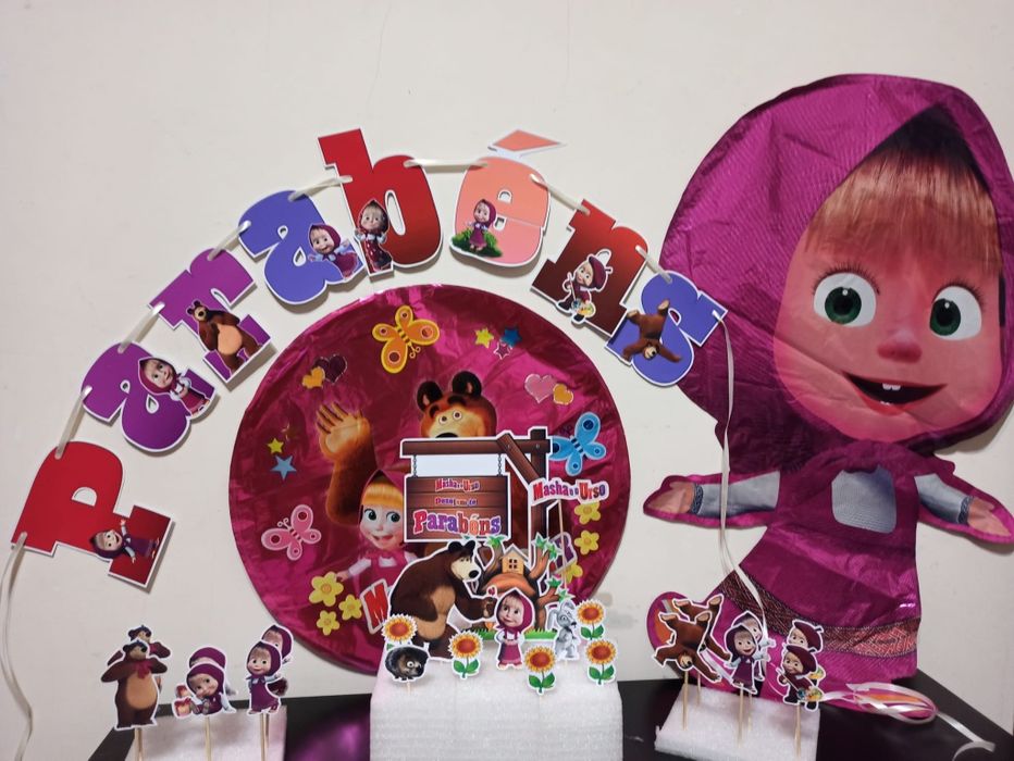Kits de festa com balões, banners e muito mais