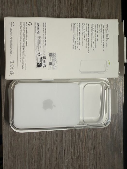 Оригінальний Apple Clear Case with MagSafe для iPhone 17 Pro
