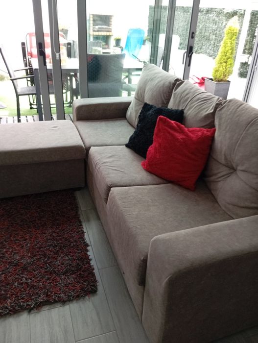 Sofá  com chaise long