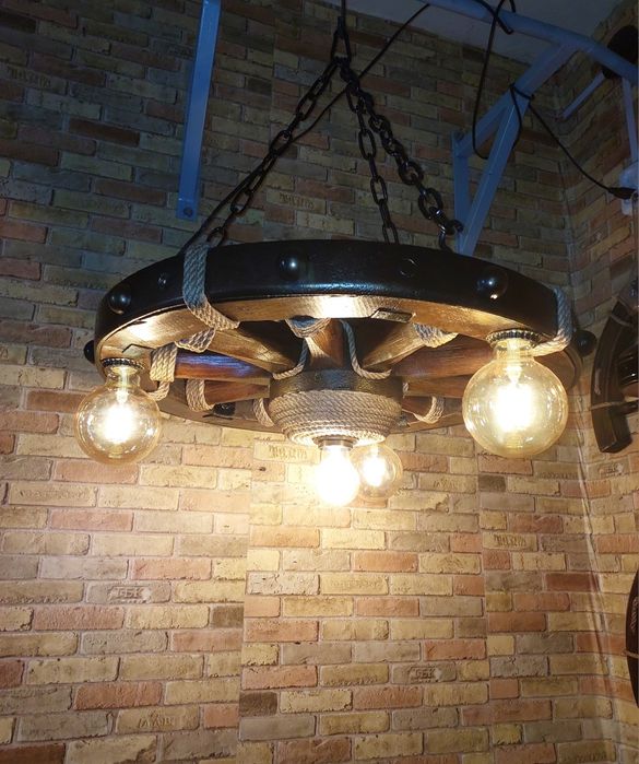 Люстра колесо воза # 3 для альтанки, бани, сауни,кафе,дома дерево