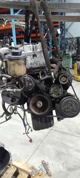 Motor Nissan QG18 E caixa de velocidades AV709VA
