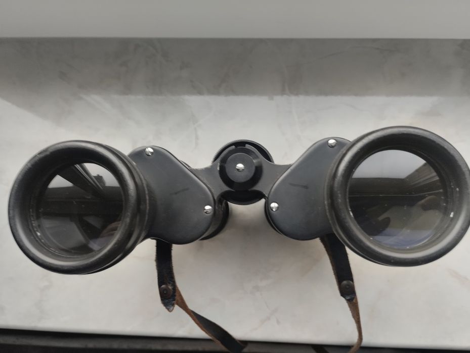 Продаю два бинокля.