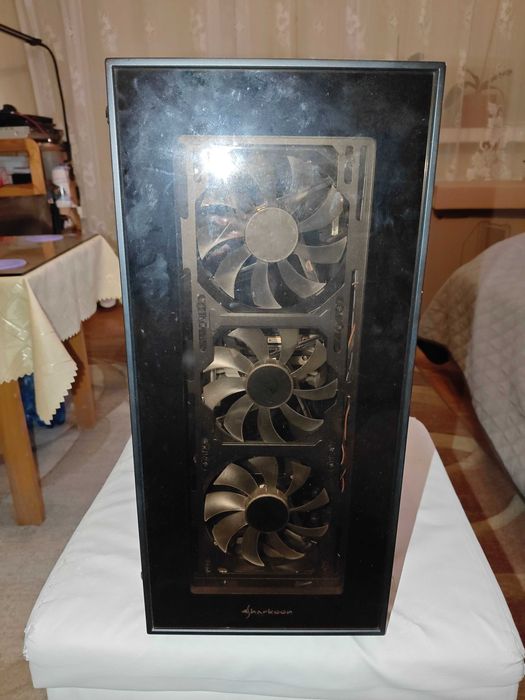 Komputer Gamingowy |i9-9900k|RTX 2080 Ti| 32 GB RAM DDR4 | + Monitor