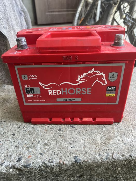 Акамулятор RedHorse 12v 60Ah 580A