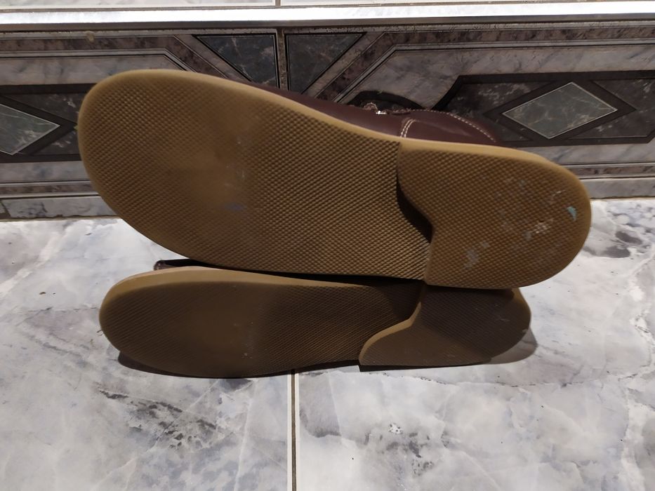 Buty ortopedyczne skórzane usztywniana podeszwa rozmiar 38