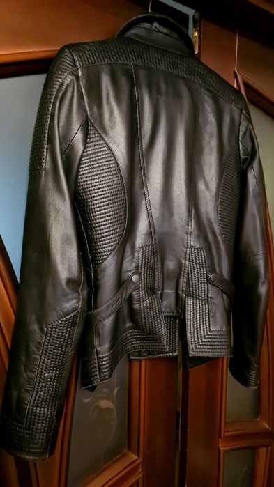 Шкіряна куртка чорна, косуха (кожаная куртка )